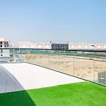 Sophisticated 2 Bedroom With Lush Interiors In Jvc