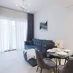 Stunning 1 Bedroom In Binghatti, Burj Khalifa View