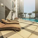 Stunning 1 Bedroom Apartment In Dubai Marina
