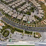 Waves - Elegant 28Th Floor Studio In Carson A, Damac Hills