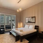 Family Living In Marina Residence, 2-Bed, Palm Jumeirah - Allsopp&Allsopp