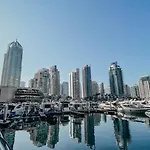 Savor Marina Views From The 64Th Floor