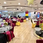 Bliss Square Hotel