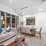 First Class 2Br Modern City Oasis