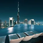 Paramount Midtown, Infinity Pool, Burj Skyline Views