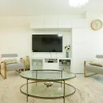 Md Luxurious 2 Bedroom Apartment 1 Residence Wasl Dubai Frame View