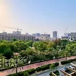 Diamond Views Stylish Living