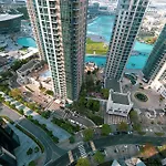Luxury 2-Br Overlooking Burj & Fountain Views