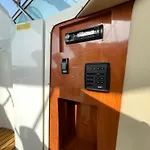 Yacht Boat 2 Beds 1 Bath Dubai Eye Dubai Marina Jbr
