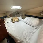 Yacht Boat 2 Beds 1 Bath Dubai Eye Dubai Marina Jbr