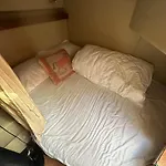Yacht Boat 2 Beds 1 Bath Dubai Eye Dubai Marina Jbr