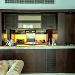 Elegant Apartment Overlooking Dubai Mall Fountain.