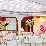 Queen Elizabeth 2 Hotel