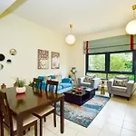 Luxury Escapes - Lovely 1 Bedroom Apartment In Nakheel The Greens