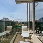 Stylish Studio With Gym & Pool Access