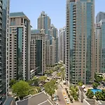 Spacious 1 Bedroom Apartment Near