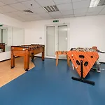 Spacious 4 Bedroom Marina Oasis