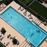 Luxury Minimalistic Apartment In Downtown Dubai Opposite Burj Khalifa & Dubai Mall