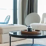 Brand New 2Br With Private Beach Access, Beachfront Marina Vista