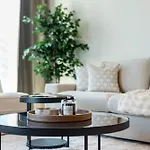 Brand New 2Br With Private Beach Access, Beachfront Marina Vista