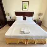 Ensuite Rooms In Coliving Apartments In Marina