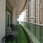 Nasma Luxury Stays - Elevated Comfort & Style In A 24Th Floor Apartment