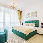 Seaside Elegance 1 Bedroom Al Bateen