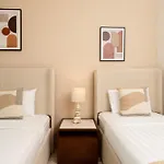 Prime Retreats @ Downtown Views By Emaar