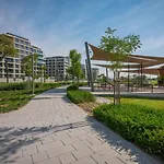 Dubai Hills Elegant 1-Bed With Terrace