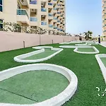 Rare Holiday Homes - The Crescent Tower - Impz - Dubai Production City - R705