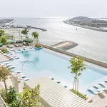 Guestready - Blue Diamond Beachfront Retreat