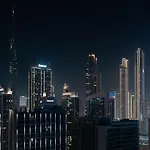 Luxury 2Br Apartment With Burj View Gym & Pool