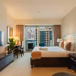 Stunning Studio, Address Marina