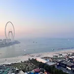 Jumeirah Beach Residence View Premium Hostel