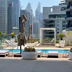 Lux 1Br Direct Access To Dubai Marina 4 People