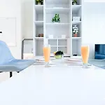 Chic Studio Retreat In Business Bay Dubai