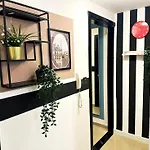 Cozy Corner Partition Room Near Burjuman Metro