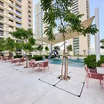 Stunning Chic 2Br With Amazing Views Dubai Harbour