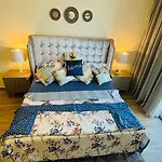 Very Spacious 2 Bedroom Apartment Modern Comfort In The Heart Of Dubai