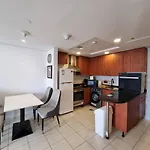 Lake Terrace Cluster D 1Bd 4-Min Walk To Metro