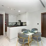 Simply Comfort In J One Tower