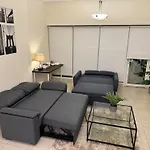 1 Bedroom Downtown 5 Min Walk To Dubai Mall
