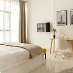 Relaxing 2Br Haven In Dubai Marina Perfect Location & Amenities
