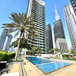 Vacay Lettings - Loft Downtown Dubai