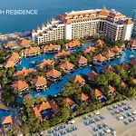 Elegantly Renovated 1Br Apartment At 5 Star Resort