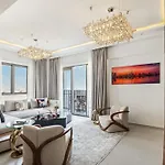 Family Friendly Luxurious Waterfront Apartment - By Dustay