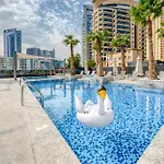 Cozy 1Br Getaway In Sparkle Tower 3, Dubai Marina Buy Deluxe Holiday Homes