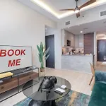 Calm 1-Bedroom With Relaxing Balcony Atmosphere In Liwan