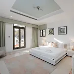 Frond M, Beachfront Villa, Palm Jumeirah - Mint Stay