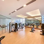 Vayk - Elegant 1 Bedroom Overlooking Dubai Marina Canal